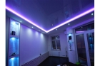 Потолок со светодиодными лентами
