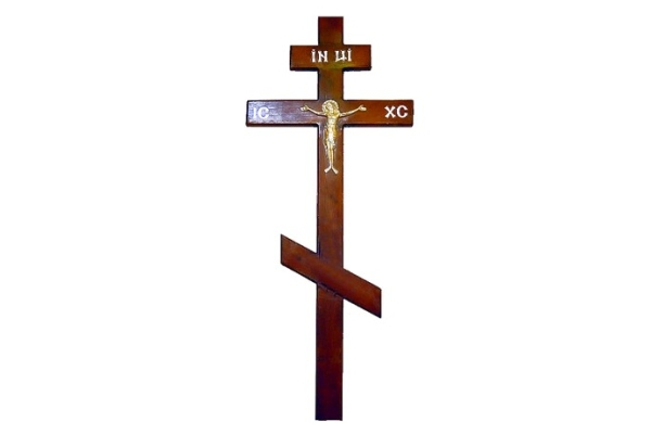 Деревянный крест на могилу