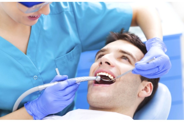Прием стоматолога ортодонта
