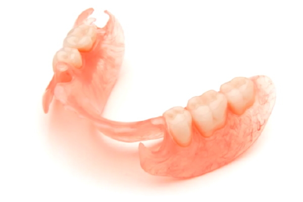 Частичное протезирование зубов