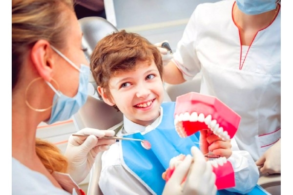 Пломбирование зубов у детей